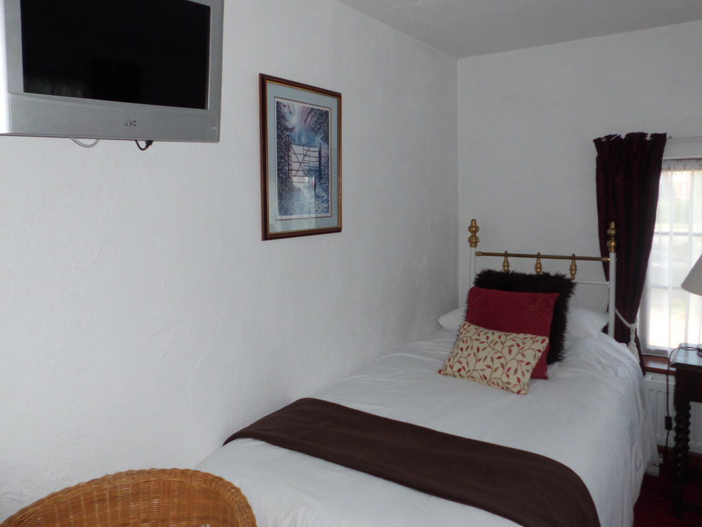 Bed and Breakfast The Elms East Harling Zimmer foto